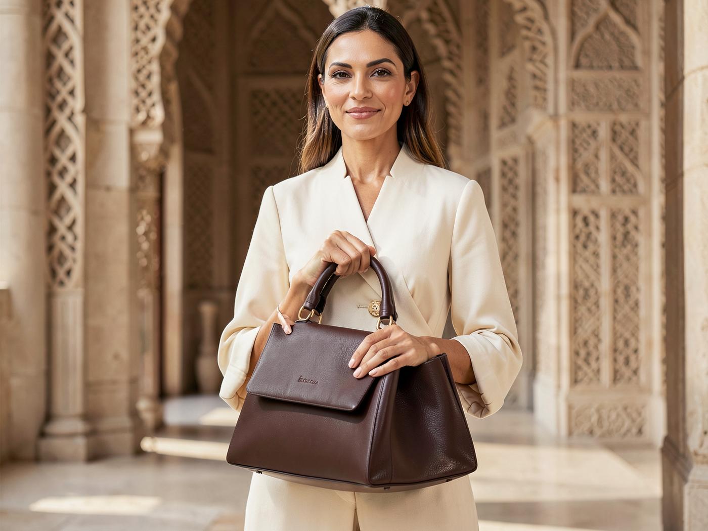 Campagne L’accessoire qui change tout. ELLOORIA
